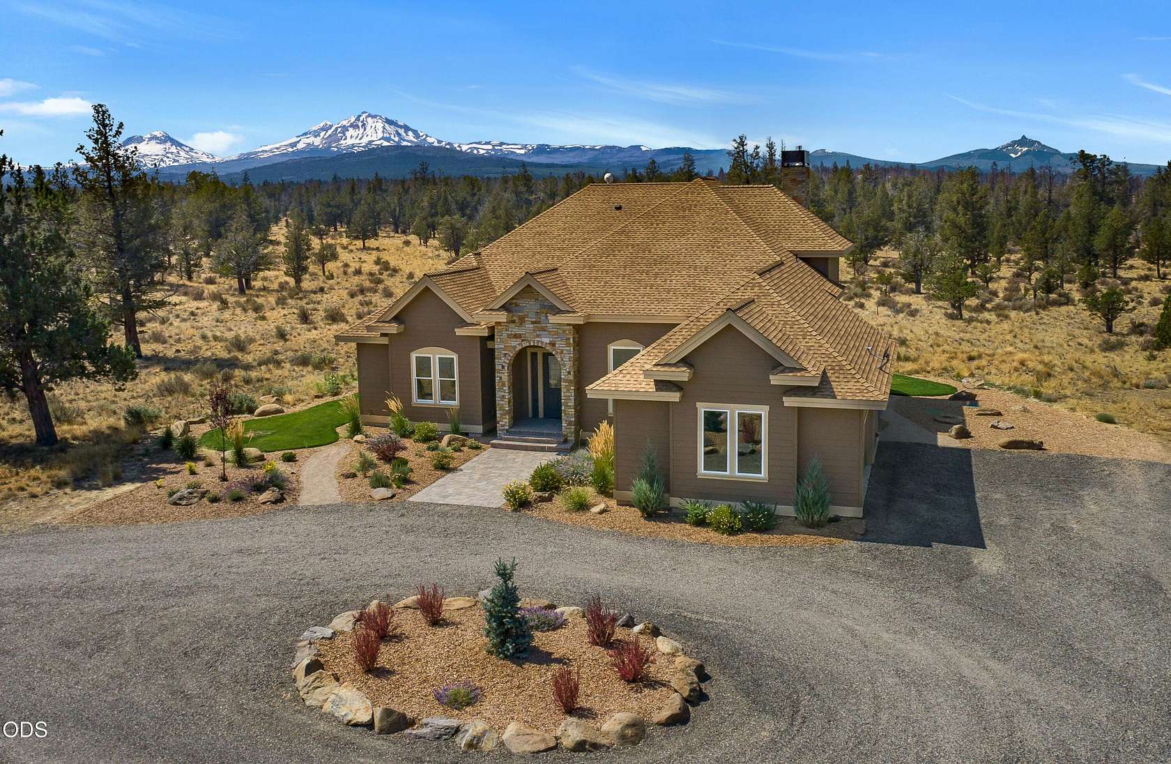 12.6 Acres of Recreational Land with Home for Sale in Sisters, Oregon