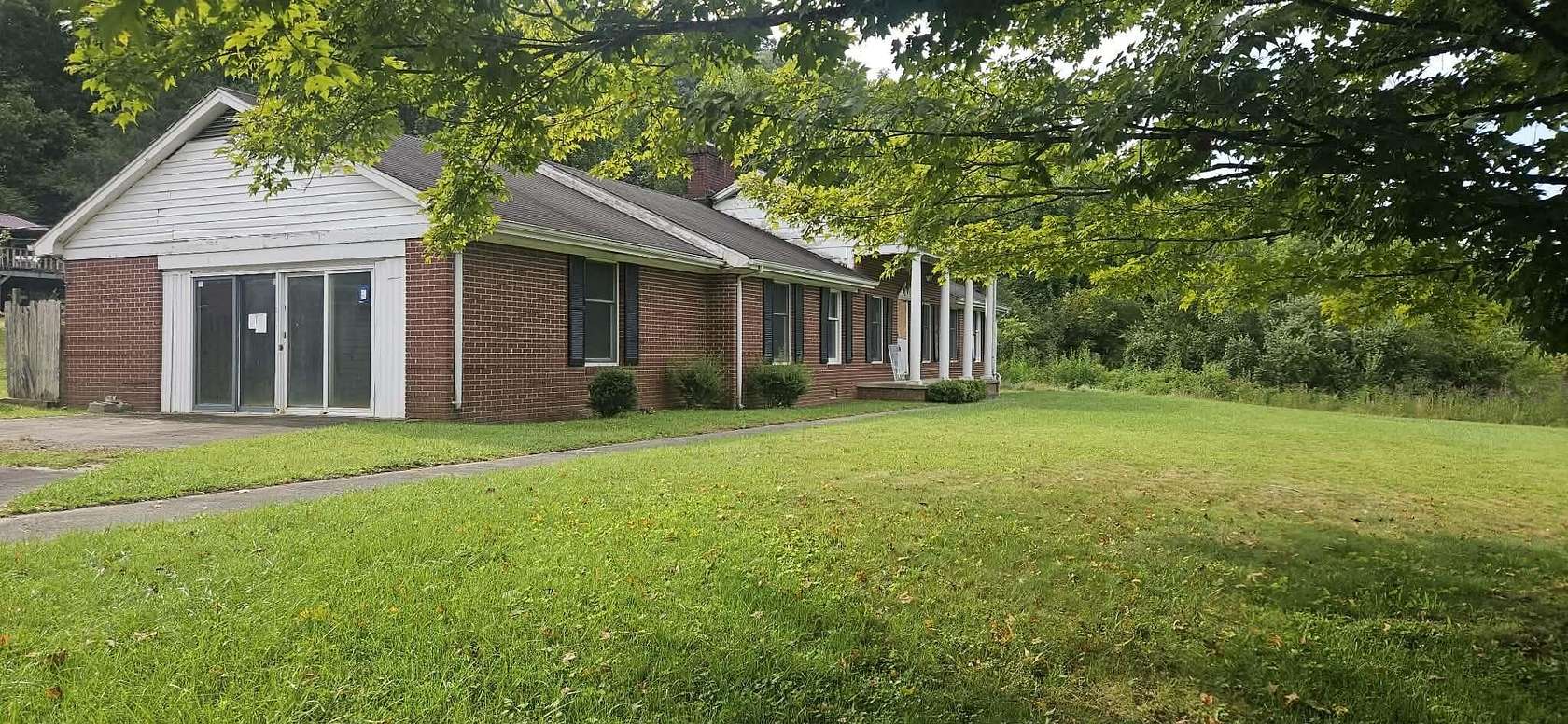25 Acres of Recreational Land with Home for Sale in Frakes, Kentucky