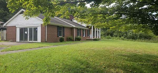 25 Acres of Recreational Land with Home for Sale in Frakes, Kentucky