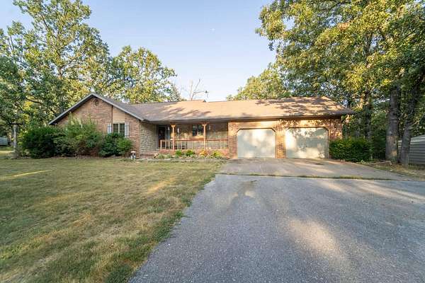 10 Acres of Land with Home for Sale in Billings, Missouri