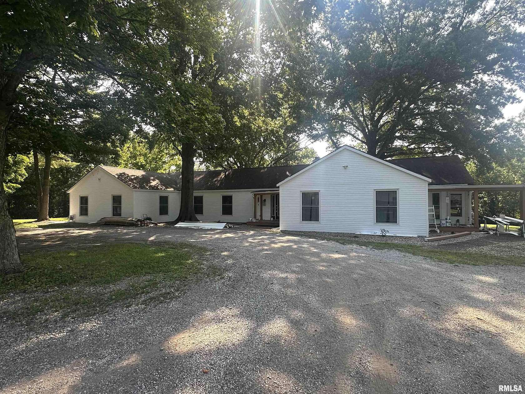 5 Acres of Land with Home for Sale in Taylorville, Illinois