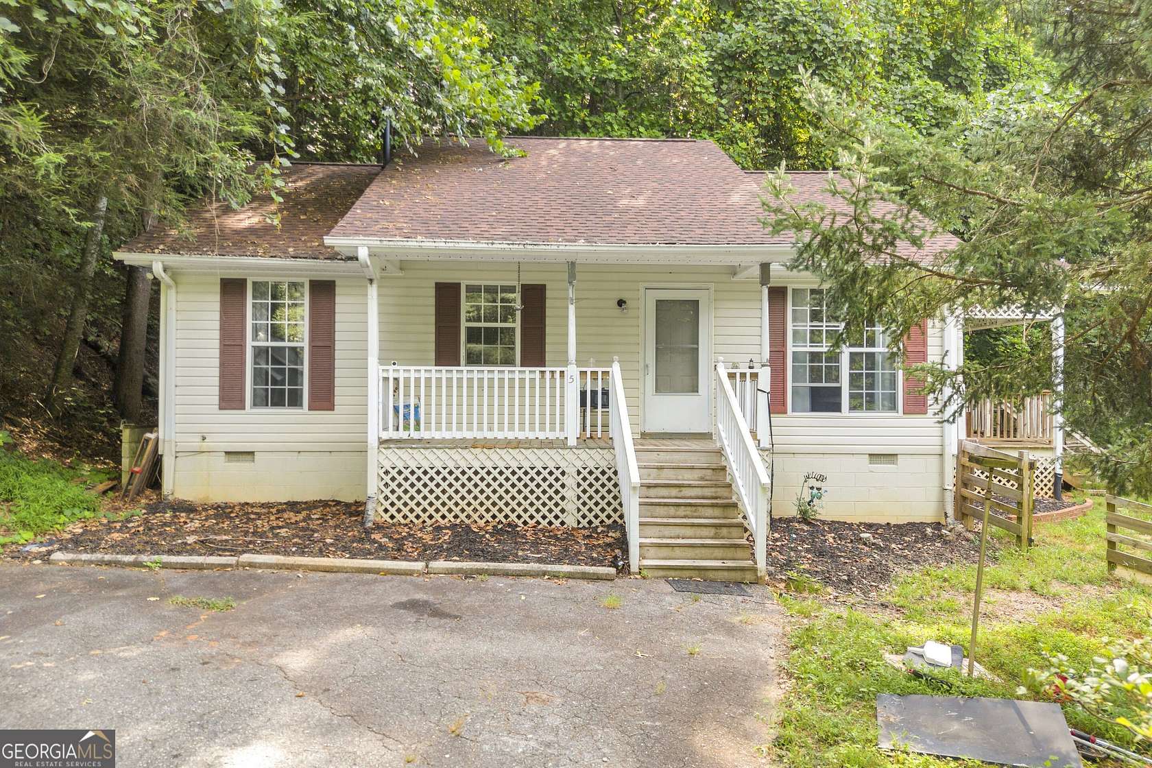 3.2 Acres of Land with Home for Sale in Hiawassee, Georgia