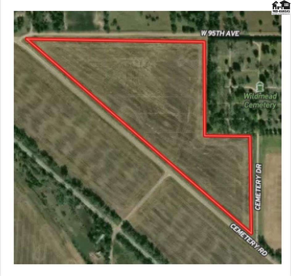 17.6 Acres of Land for Auction in Nickerson, Kansas