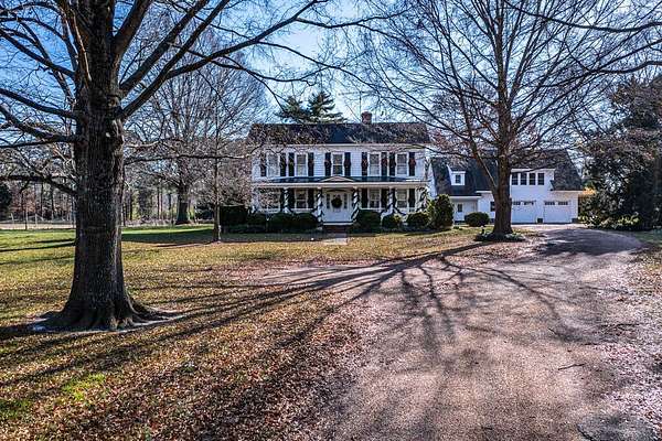 18.1 Acres of Land with Home for Sale in White Stone, Virginia