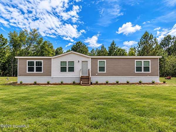 4.39 Acres of Land with Home for Sale in Patterson, Georgia