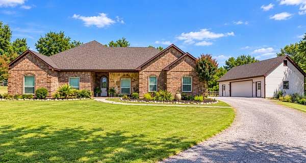 2.79 Acres of Land with Home for Sale in Lowry Crossing, Texas