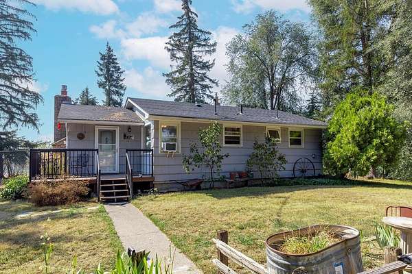 29.1 Acres of Agricultural Land with Home for Sale in Deer Park, Washington