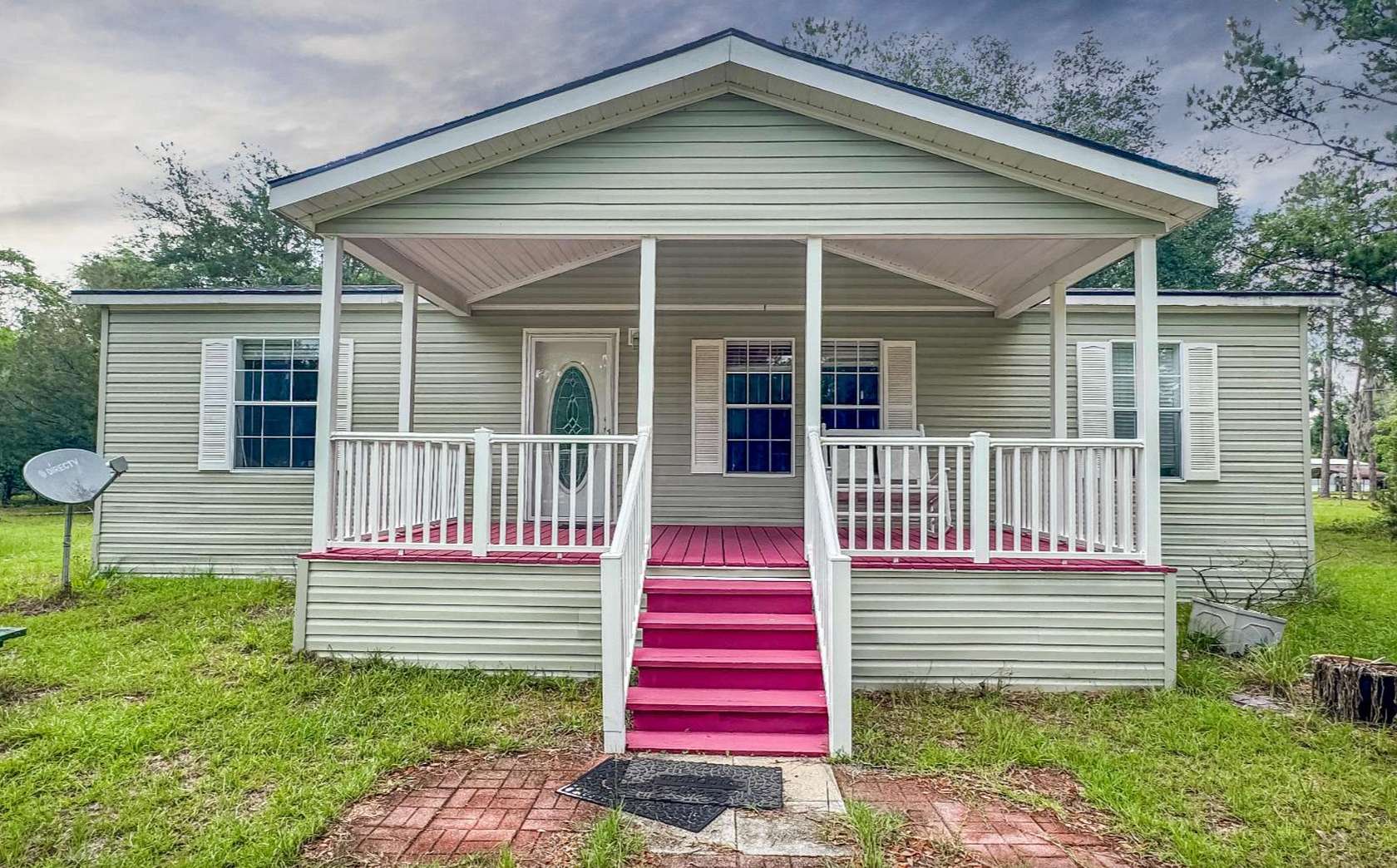 2 Acres of Land with Home for Sale in Jennings, Florida