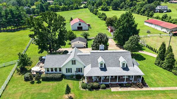 5.6 Acres of Land with Home for Sale in Goodlettsville, Tennessee