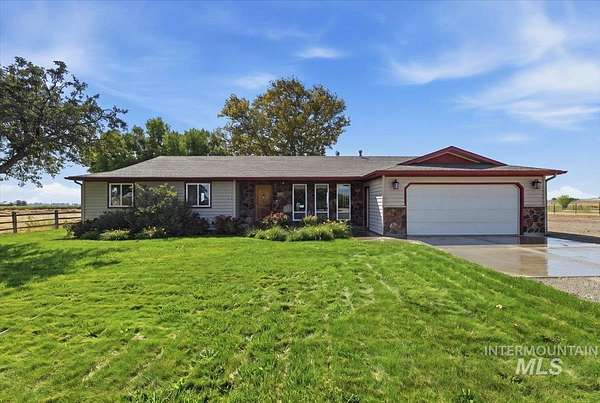 4.42 Acres of Land with Home for Sale in Caldwell, Idaho