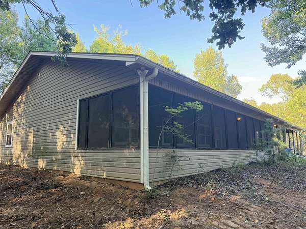 20 Acres of Recreational Land with Home for Sale in Clinton, Arkansas