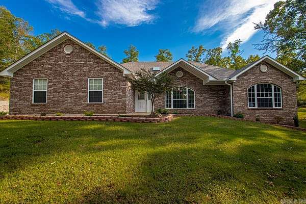 4.33 Acres of Land with Home for Sale in Hot Springs, Arkansas