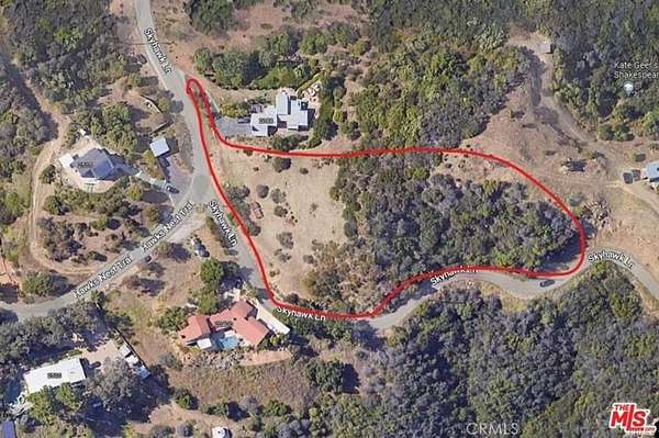 1 Acre of Land for Sale in Topanga, California