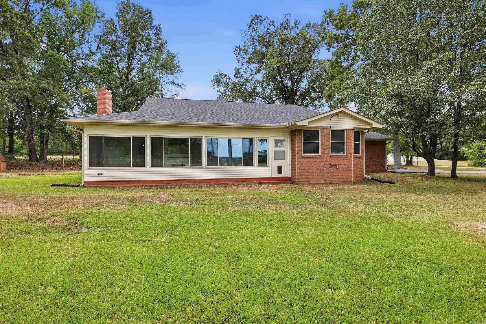 2 Acres of Land with Home for Sale in Hot Springs, Arkansas