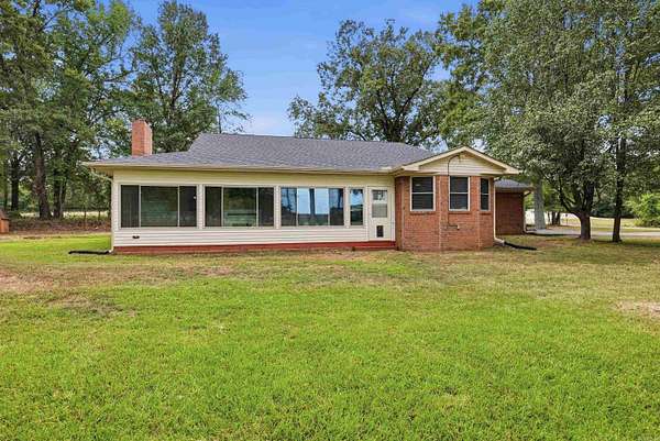 2 Acres of Land with Home for Sale in Hot Springs, Arkansas