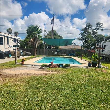 0.33 Acres of Residential Land for Sale in Rockport, Texas