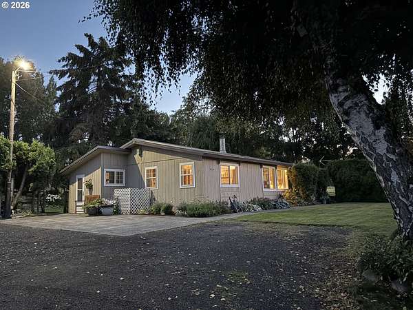 5 Acres of Land with Home for Sale in Odell, Oregon