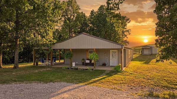 18.2 Acres of Improved Mixed-Use Land for Sale in Chestnutridge, Missouri