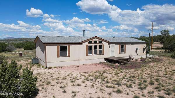 40 Acres of Land with Home for Sale in Seligman, Arizona