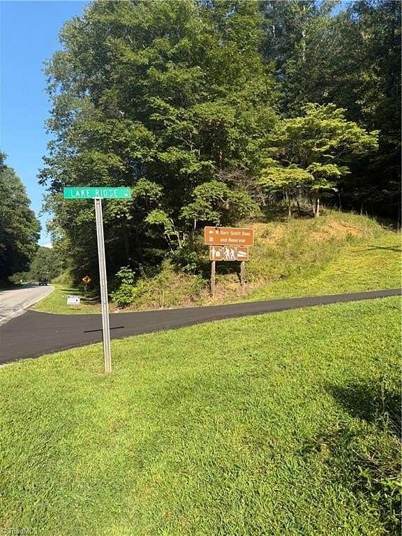 10 Acres of Residential Land for Sale in Wilkesboro, North Carolina