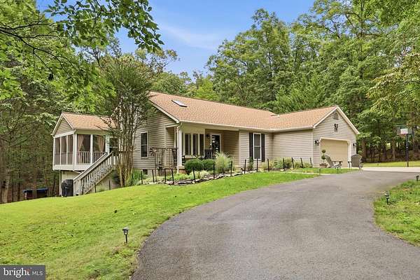 5 Acres of Land with Home for Sale in Keedysville, Maryland