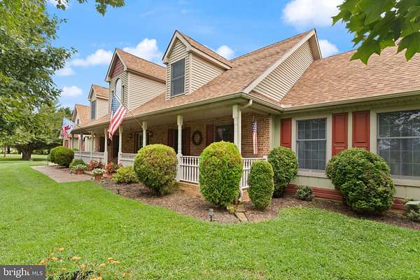 4 Acres of Land with Home for Sale in Chesapeake City, Maryland