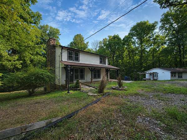 5 Acres of Land with Home for Sale in Dickson, Tennessee