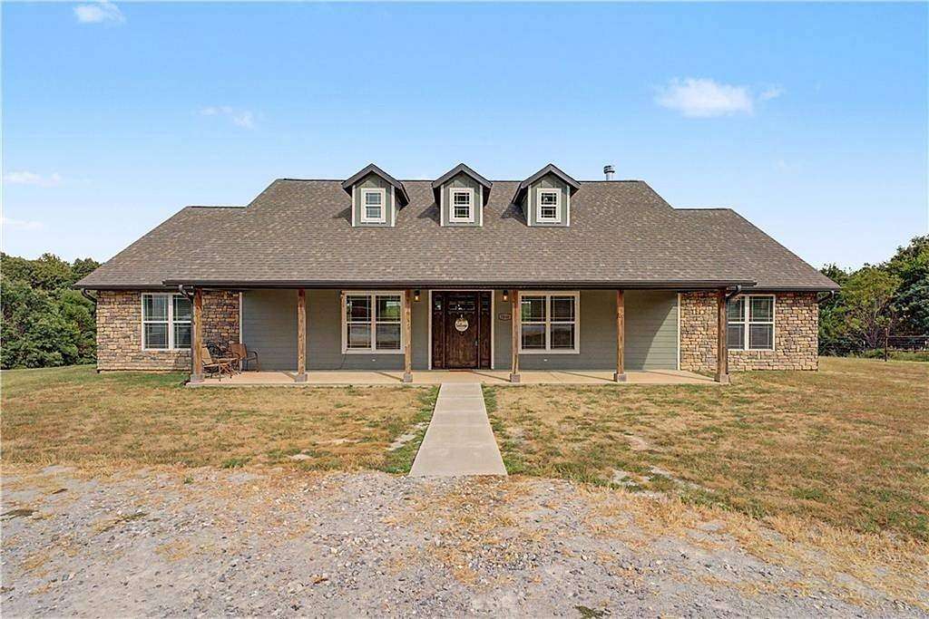 3 Acres of Land with Home for Sale in Decatur, Arkansas