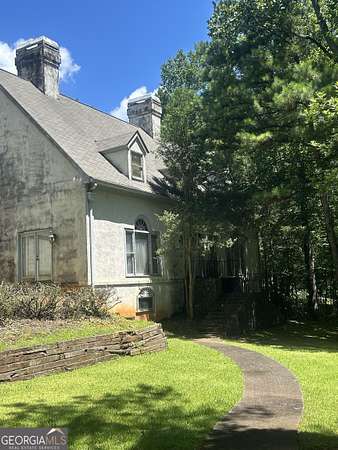 4 Acres of Land with Home for Sale in South Fulton, Georgia