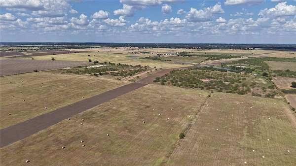 319 Acres of Land for Sale in Cleburne, Texas