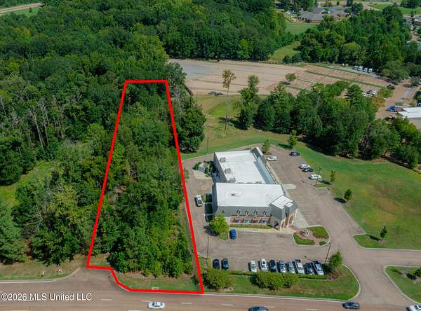 1.5 Acres of Land for Sale in Madison, Mississippi