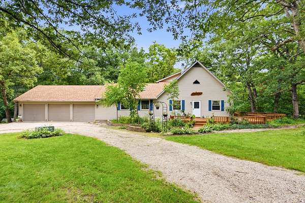 14.5 Acres of Land with Home for Sale in Marseilles, Illinois