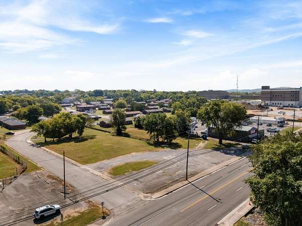 1.12 Acres of Mixed-Use Land for Sale in Lebanon, Tennessee