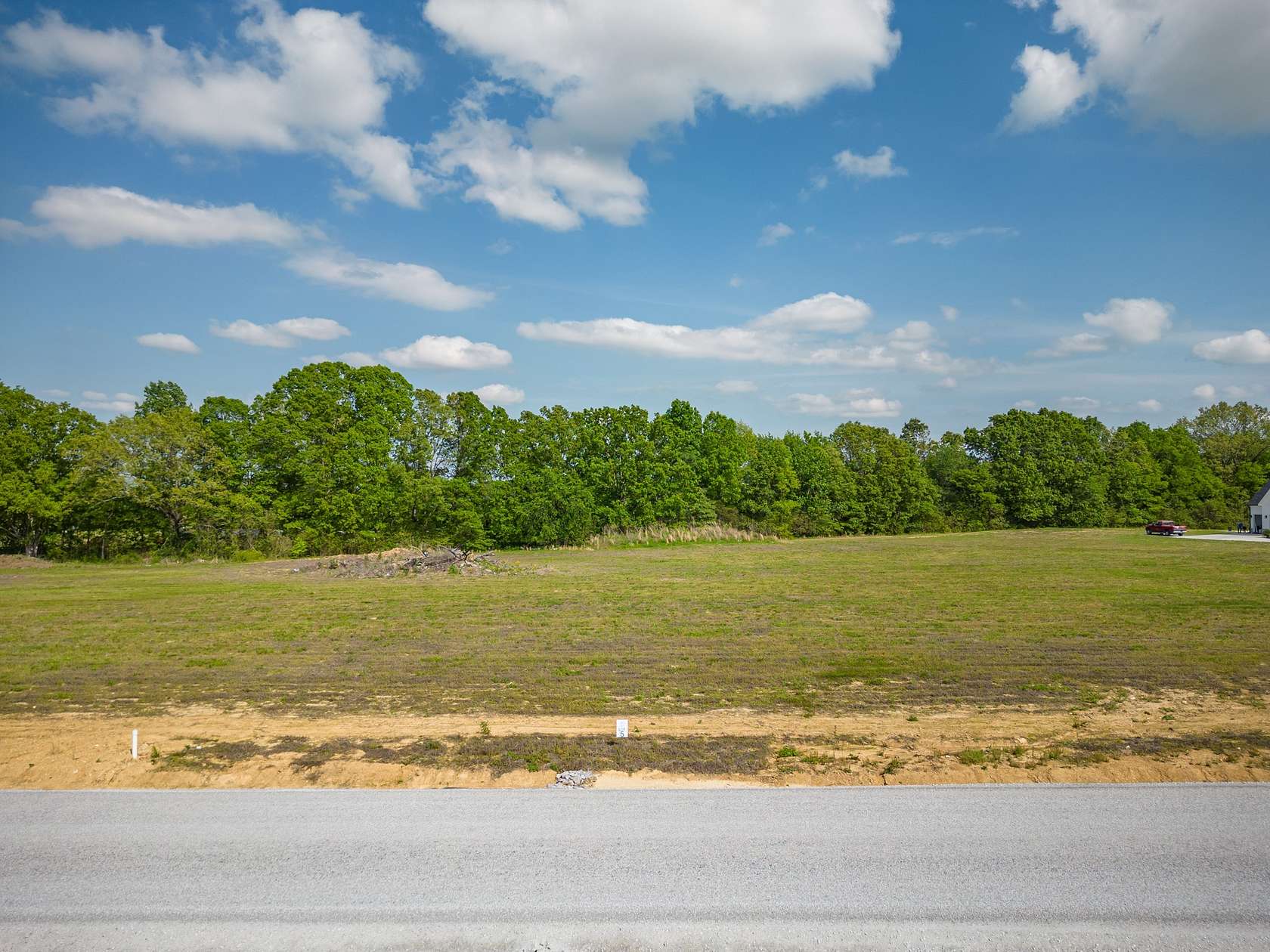 1.2 Acres of Residential Land for Sale in Leoma, Tennessee