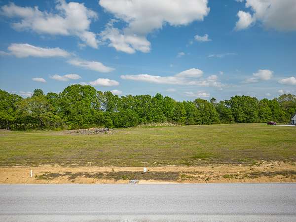 1.2 Acres of Residential Land for Sale in Leoma, Tennessee