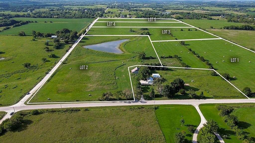 15.5 Acres of Land for Sale in Louisburg, Kansas