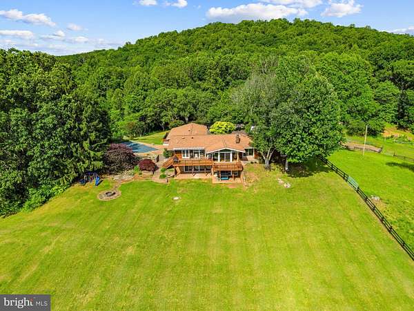 14.8 Acres of Land with Home for Sale in Broad Run, Virginia