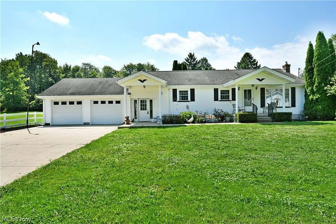 4 Acres of Land with Home for Sale in Vienna, Ohio