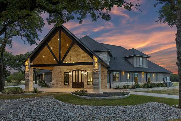 34 Acres of Land with Home for Sale in Pilot Point, Texas
