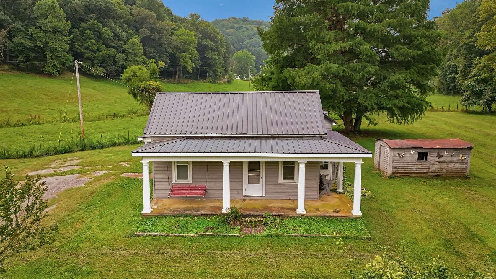 32.7 Acres of Land with Home for Sale in Laurelville, Ohio