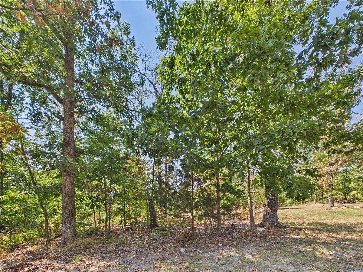 8 Acres of Land for Sale in Urbana, Missouri