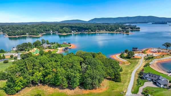 1.52 Acres of Residential Land for Sale in Moneta, Virginia