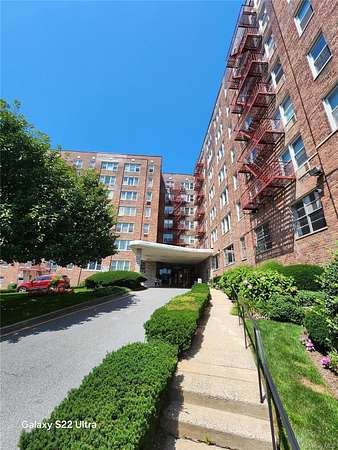 3 Acres of Land with Home for Sale in Yonkers, New York