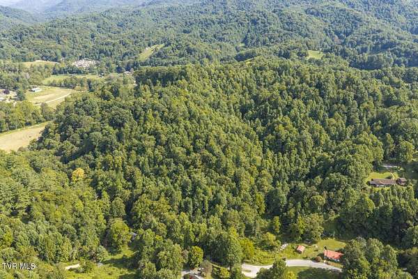 26 Acres of Recreational Land for Sale in Roan Mountain, Tennessee