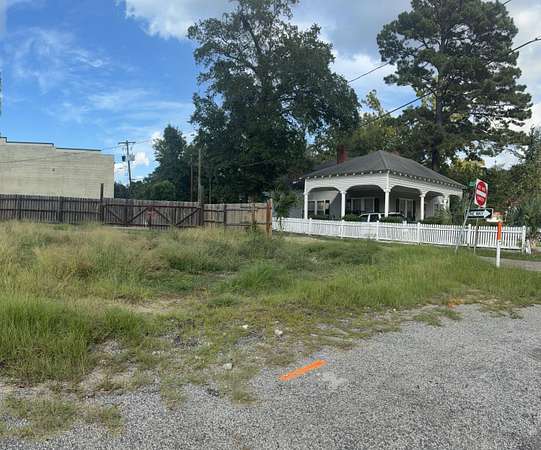 0.12 Acres of Mixed-Use Land for Sale in St. George, South Carolina