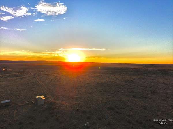 40 Acres of Agricultural & Residential Land for Sale in Hollister, Idaho