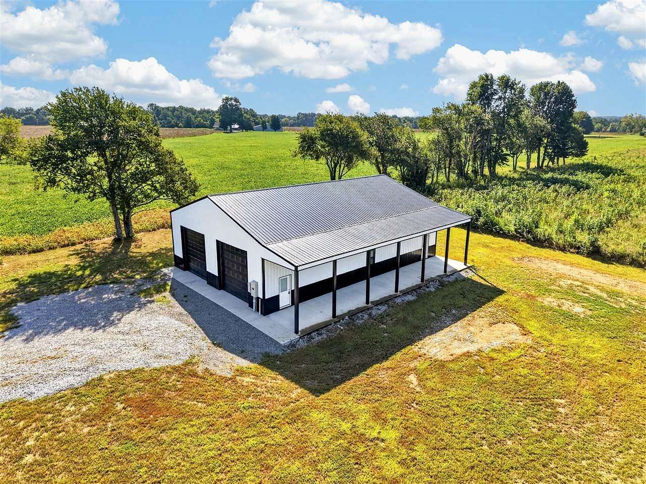 6 Acres of Residential Land for Sale in Lewisburg, Kentucky
