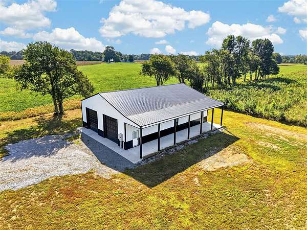 6 Acres of Residential Land for Sale in Lewisburg, Kentucky