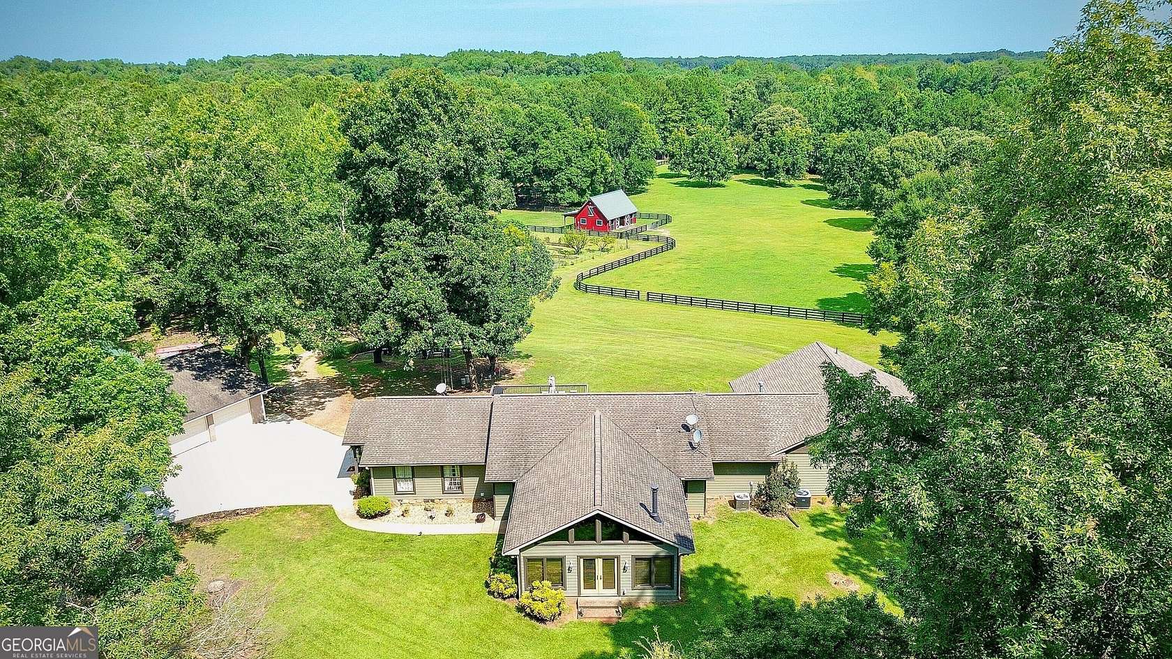 10 Acres of Land with Home for Sale in Moreland, Georgia