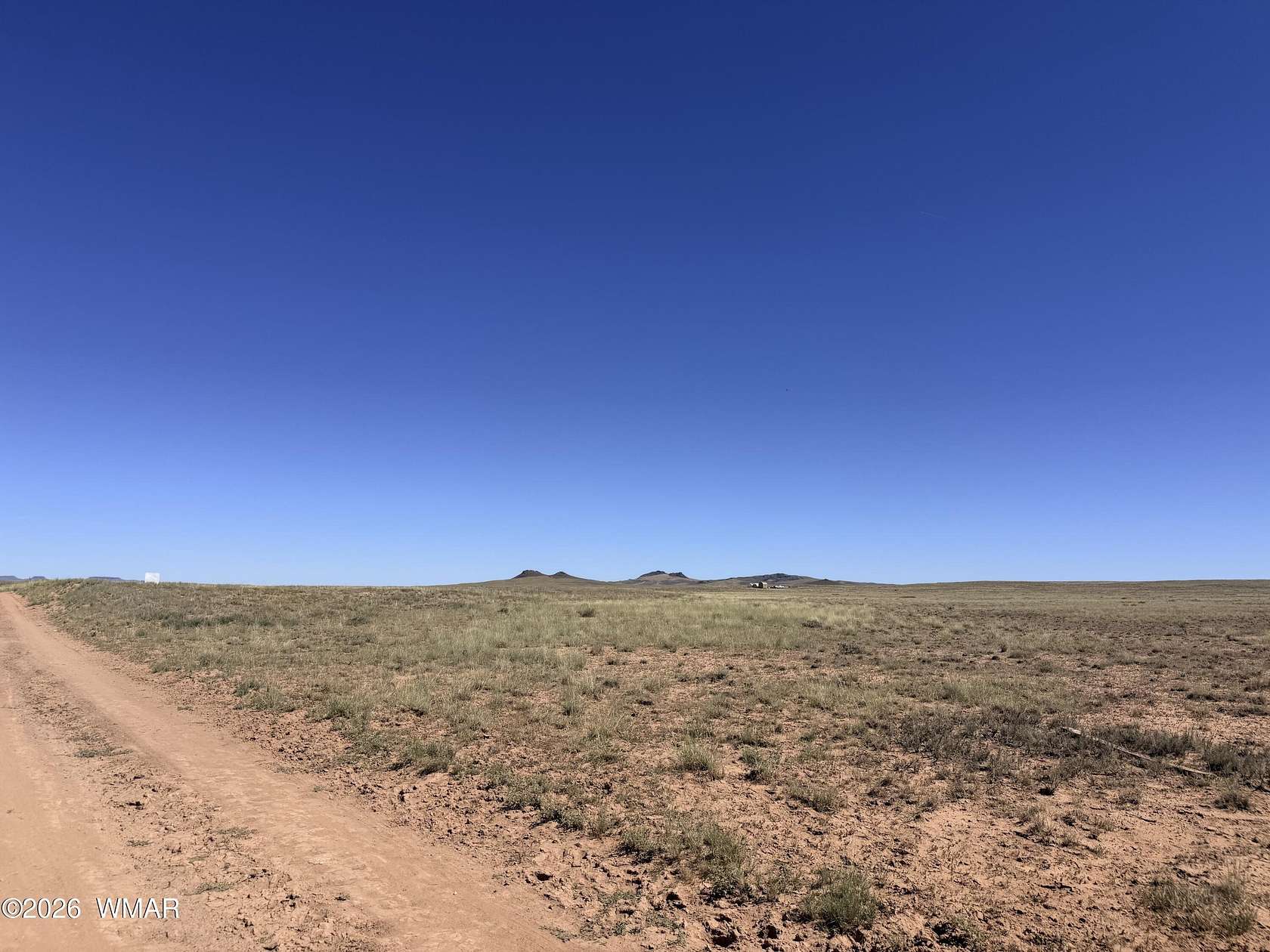2.64 Acres of Residential Land for Sale in Sun Valley, Arizona